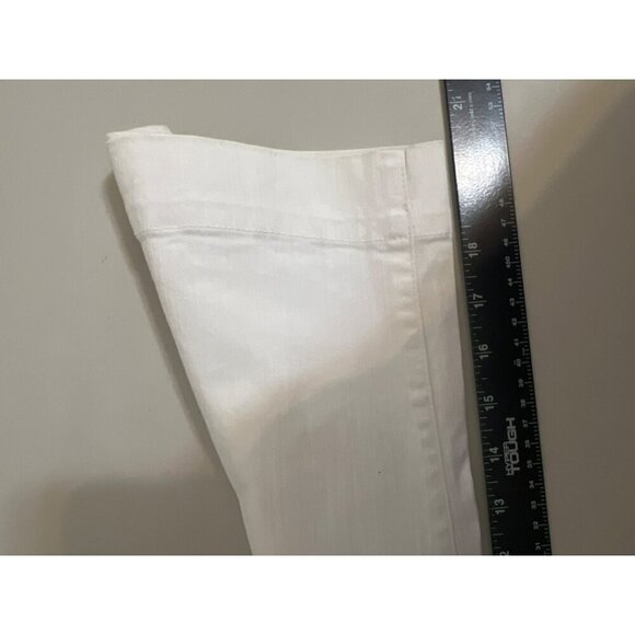 Gloria Vanderbilt White Jordyn Capri With Crystal Details on Pockets NWT Sz 14 - Picture 7 of 8